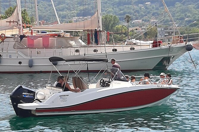 3 Hours Speed Boat tour to the Blue Cave - Weather, cancellations, and practical planning