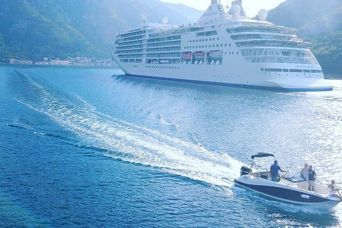 4h Private Tour: Explore Kotor bay & enjoy in Blue Cave and Beach - Our Lady of the Rocks and the Short Island Visit
