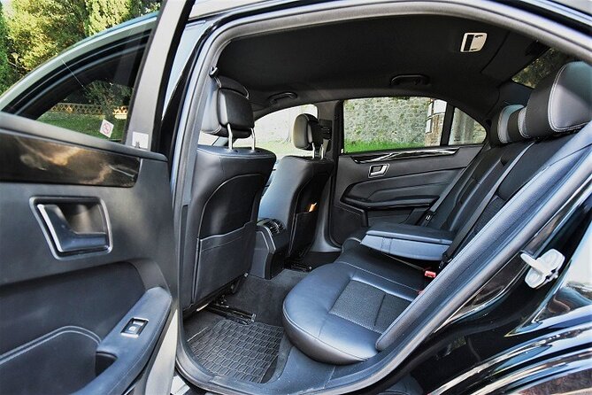 Airport Transfer Tivat / Porto Montenegro to Lustica Bay - Comfort, professionalism, and communication