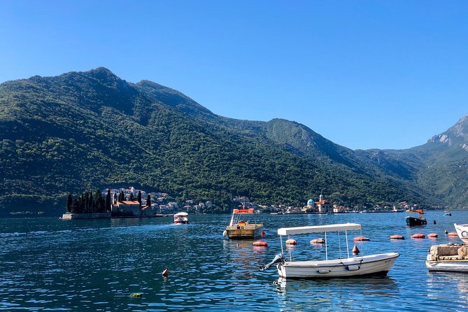 Aphrodisiac Boat tour and Blue Cave swimming - What the reviews suggest about the service