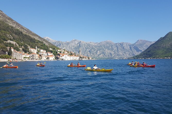 Bay of Kotor: 2.5-Hour Kayak Tour - Paddling past Muo and the old fishing villages