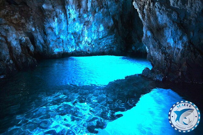Blue cave, Mamula island, Submarine tunnels and Our lady of the Rocks (3h) - What the three-hour schedule feels like