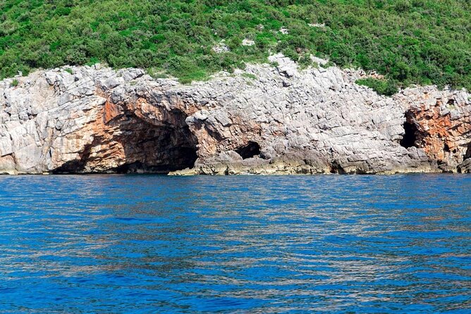 Blue Cave & Our Lady of the Rocks 3 hr private tour(up to 12 pax) - Why this three-hour Kotor boat trip works