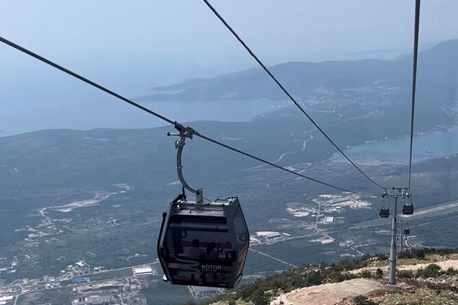 Express Cable Car ascent & 25Turns Epic Bike Descent. - Why the Cable Car and Bike Combination Works