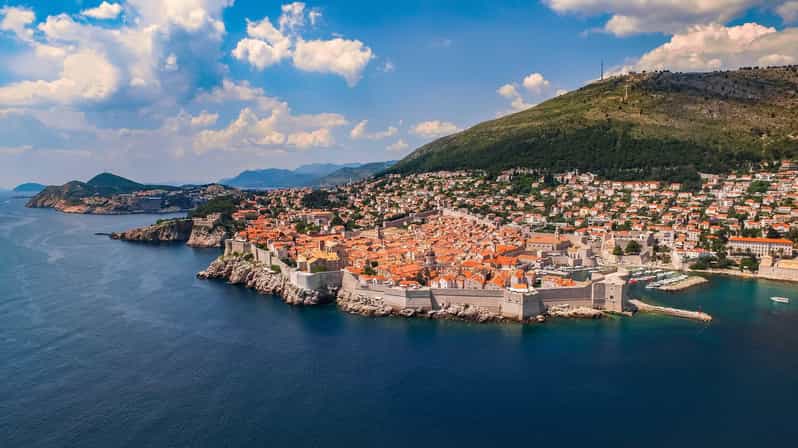 From Budva: Dubrovnik Guided Tour with Free Time - Coach comfort and the luxury bus claim