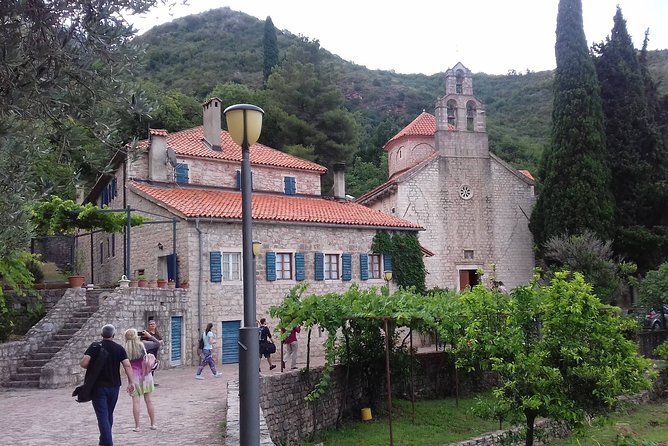 Great tour of coastal monasteries in Budva - Walking on the path of history! - Praskvica Monastery and its peach-scented spring