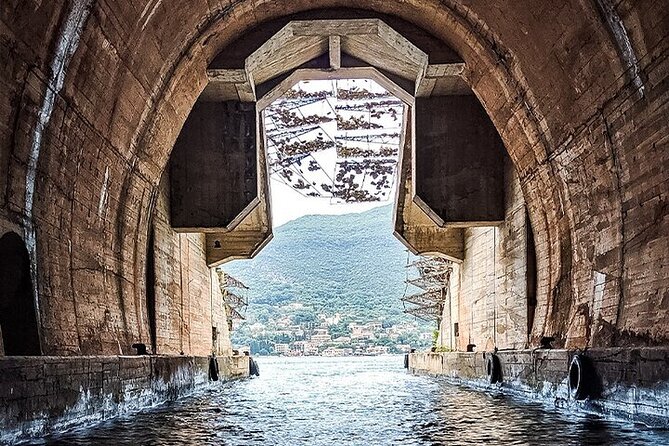 Half-Day Private Tour of Boka Bay and Blue Cave from Kotor - Perast, stone streets beside the bay