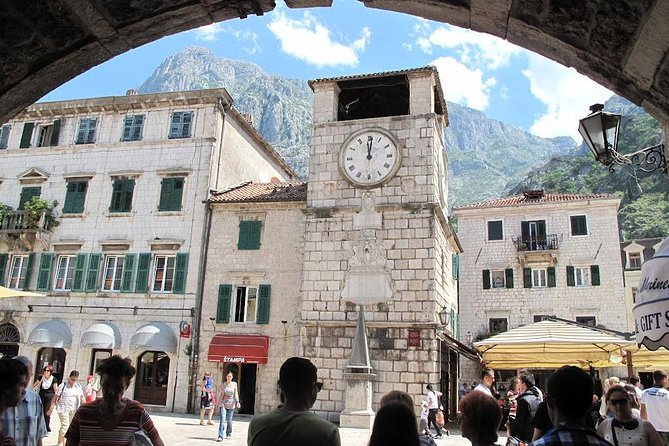 Kotor walking tour and Jaz beach - private tour - The 45-minute walk through Kotor Old Town