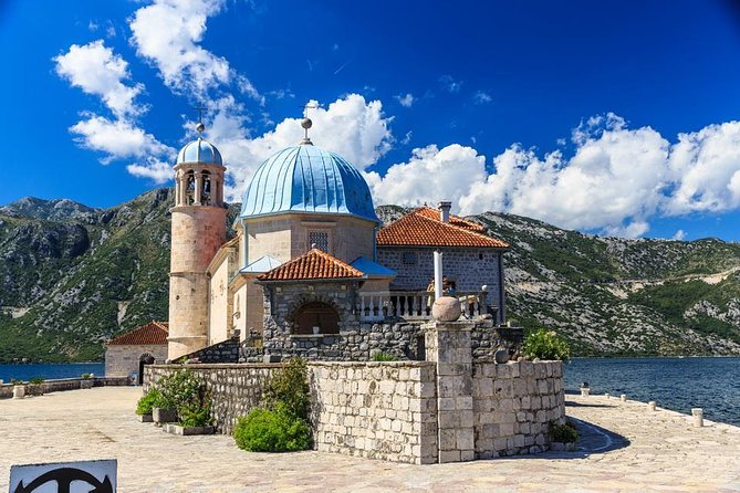 Luxury Perast and Njegusi Village Tour - Why this private Kotor tour is different
