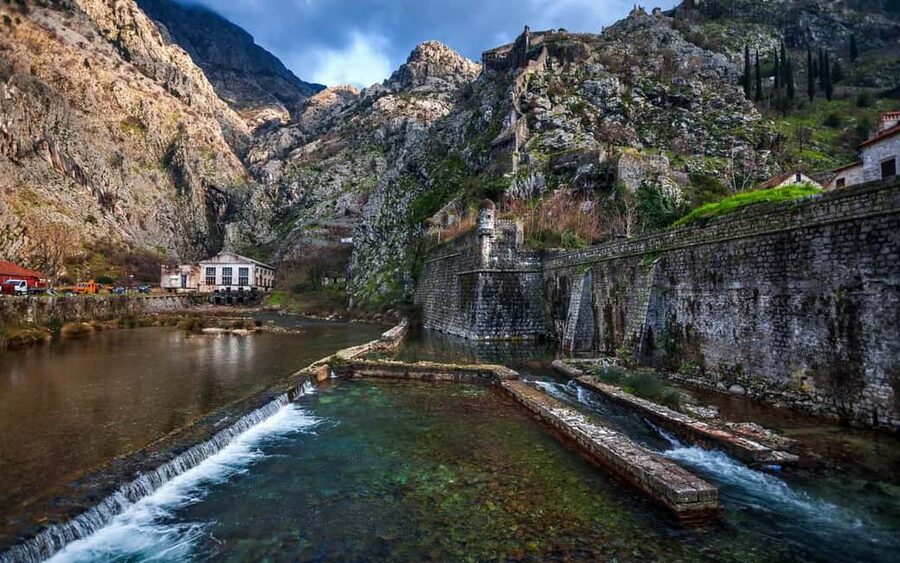 Montenegro & Bosnia 2 Countries in 1 Day Tour from Dubrovnik - Perast: one hour beside two famous islands