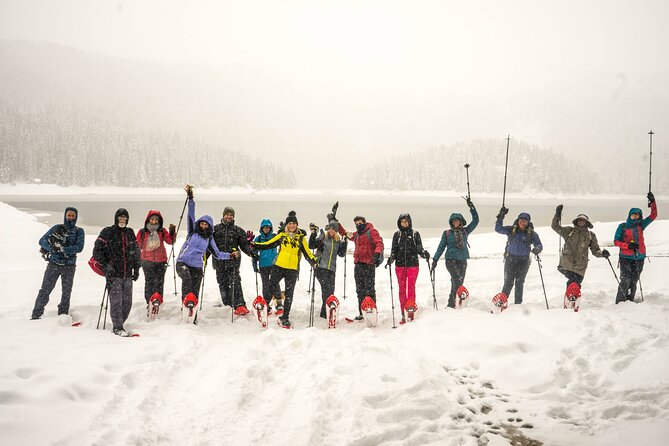 Montenegro Snowshoeing Durmitor - Getting comfortable on snowshoes and poles