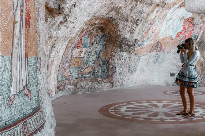 Ostrog Monastery tour - The drive is part of the experience