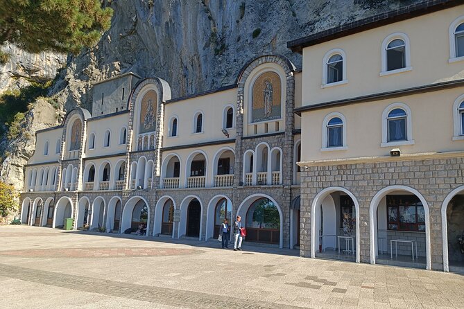 Ostrog Monastery tour - Arriving at a monastery carved into rock