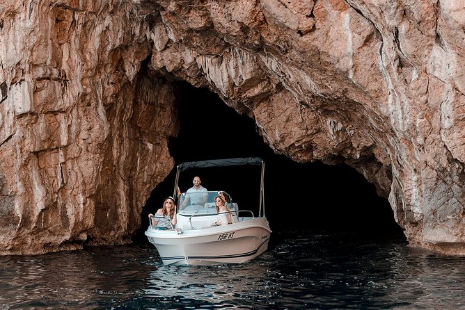 Our Lady of the Rocks and Blue Cave 3 hours tour- ticket tour - Swimming in the Blue Cave