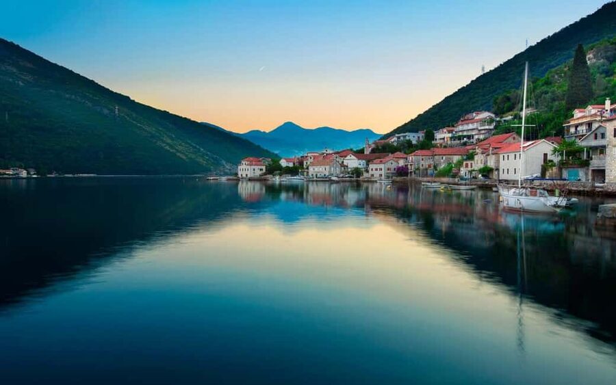 Private Full Day Tour to Montenegro from Dubrovnik - Who should book this Montenegro trip?