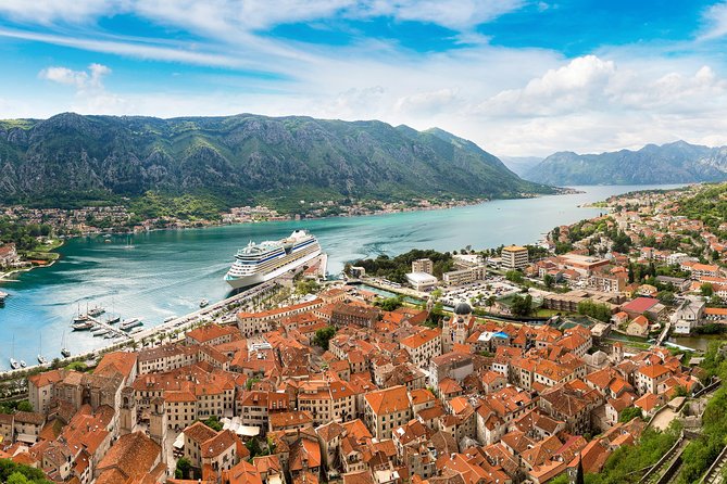 Private tour: Best of Montenegro day tour - The vehicle, guide, and private-tour advantage
