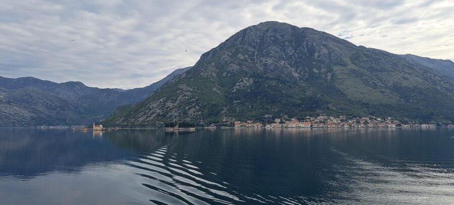 Private Tour: Montenegro Day Trip from Dubrovnik - Perast and the island church