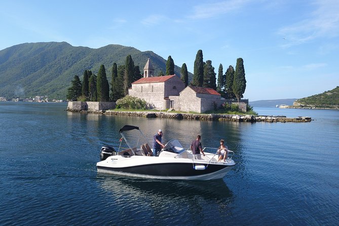 Private tour with speed boat - Perast and Lady of the rock - Our Lady of the Rocks and its unusual island story