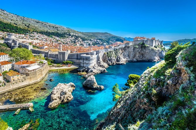 Private Transfer from Budva to Dubrovnik - Crossing from Montenegro into Croatia