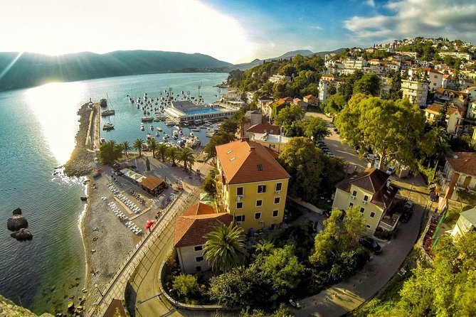 Private Transfer from Tivat airport to Herceg Novi, Meljine or Igalo - A practical pickup when flights change
