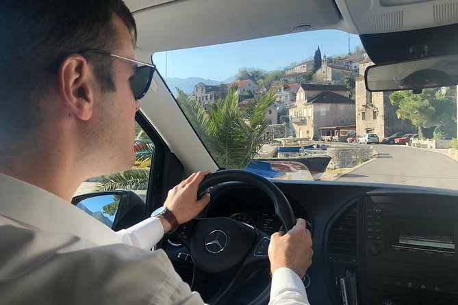 Private transfer Tivat/Kotor/Budva-Podgorica - The Mercedes Vito 8+1 and group comfort