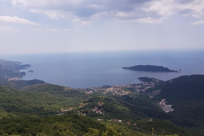 Private transfers from Podgorica Airport and city to Budva - Who will get the most from this service