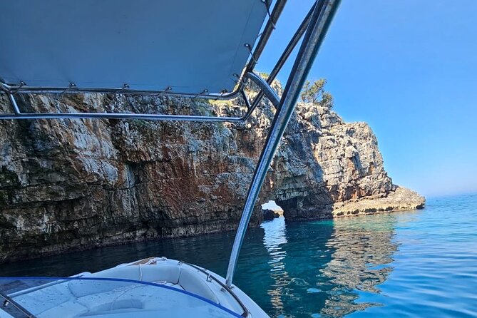 Rent a speedboat - up to 15 people(charged per hour) - When to go and what weather means
