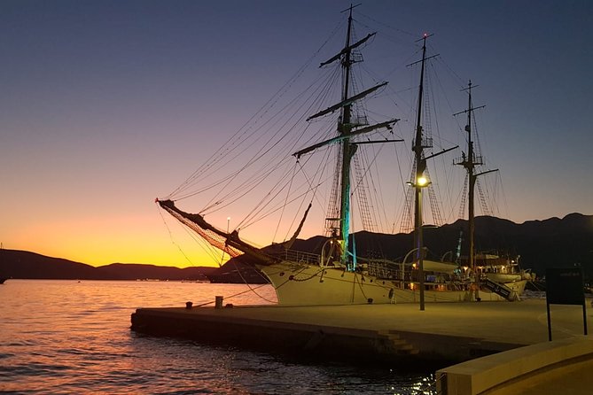 Romantic Sunset Tour in Boka Bay by Speedboat - Key points at a glance