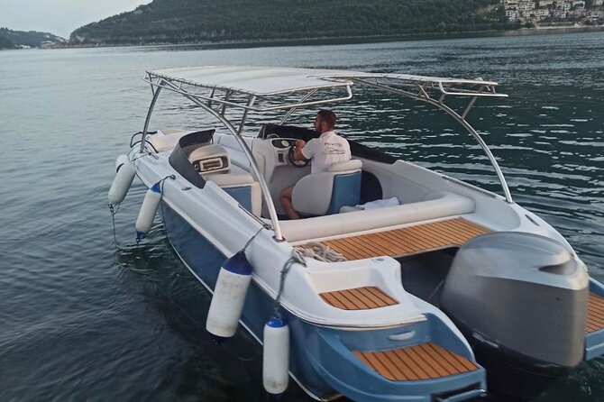 Speedboat Rent up to 8 people(charged per hour) - Starting the hour with pickup and planning