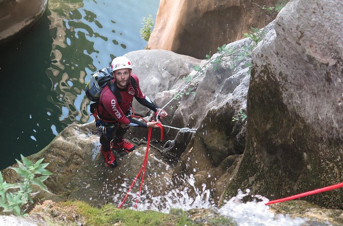 Sveti Stefan canyon - Cool Water and Coastal Views