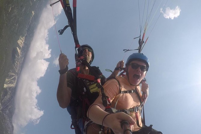 Tandem paragliding in Budva /All-inclusive - Safety, comfort, and the weather question