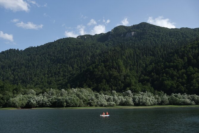 Tour by train - Morača Monastery adds a quiet cultural stop