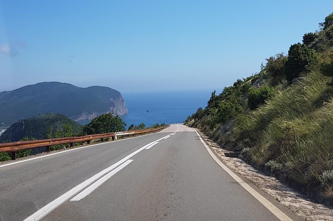 Transfer from Podgorica Airport and city to Tivat - Why a private Podgorica to Tivat transfer helps