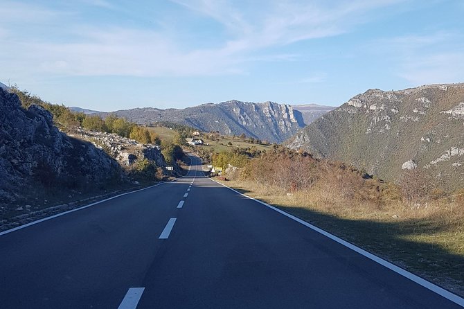 Transfer from Podgorica to Sarajevo - Key Points At A Glance