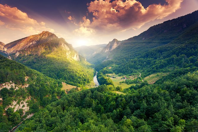 Wild Beauty of Montenegro - Private Tour - Climbing the 25 serpentine road